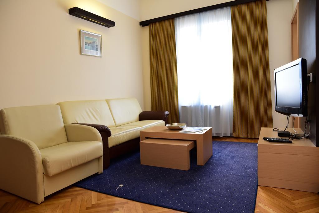 Apartment Aci Marina Cres Buitenkant foto